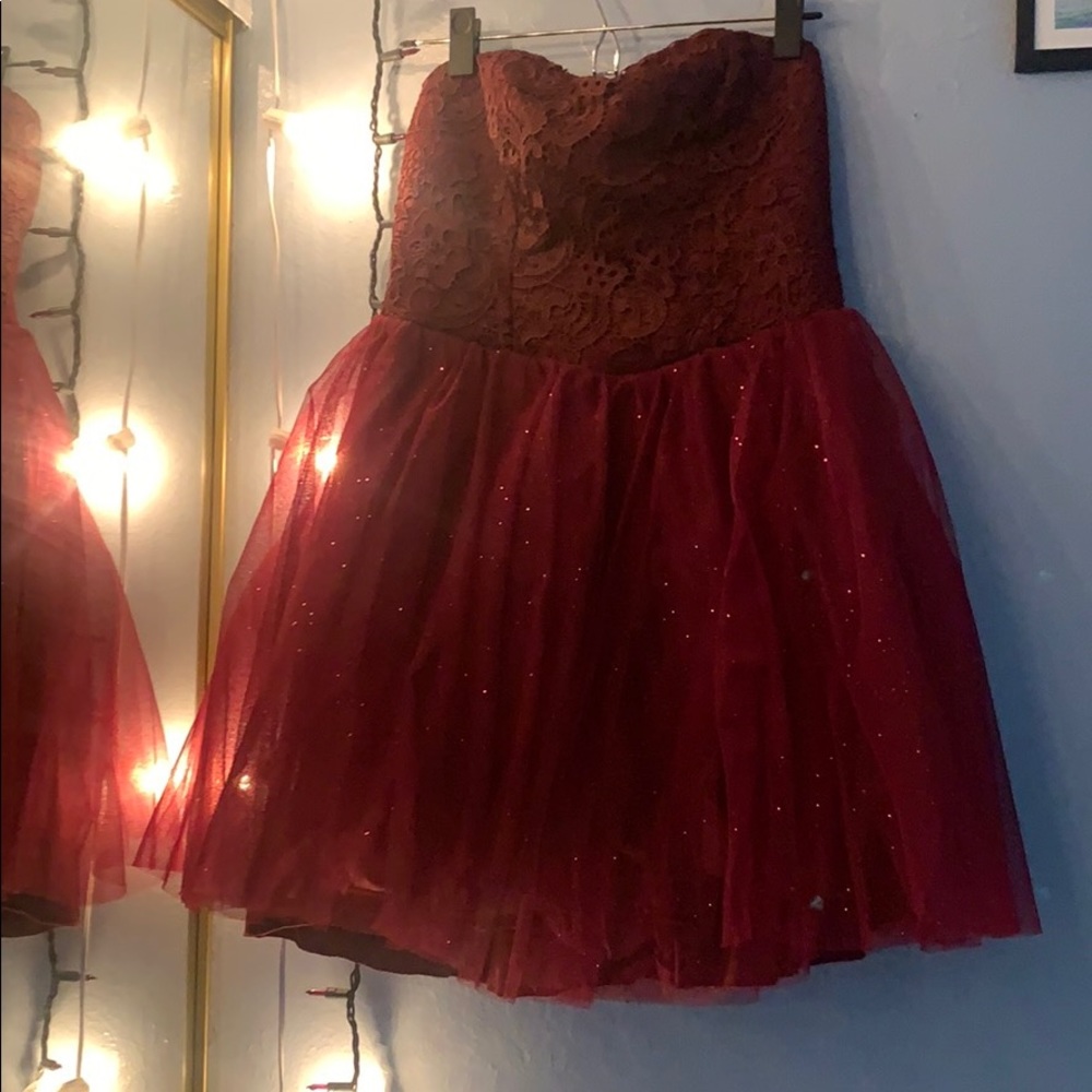 Sweetheart Burgundy Dress
